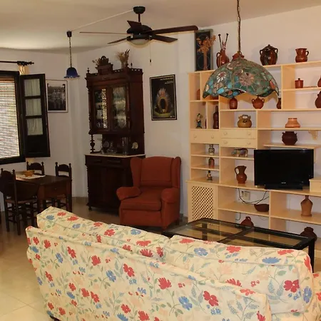 Casa Nieves * 龙达